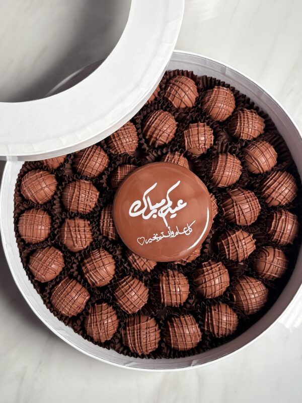 Oreo Truffles in Belgian Chocolateترافلز أوريو بالشوكليت البلجيكي