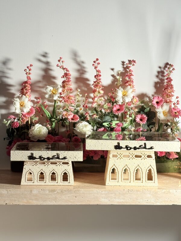 صينيه الفراوله مع الجوكليت البلجيكي